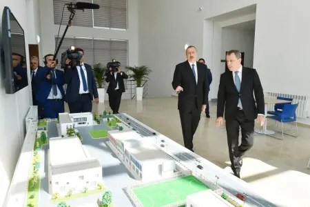 İlham Əliyev Təhsil Mərkəzinin açılışında- - FOTO