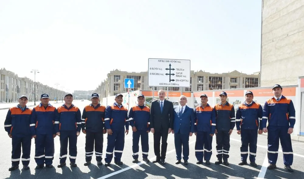 Prezident Molla Cümə küçəsinin - AÇILIŞINDA - FOTOLAR