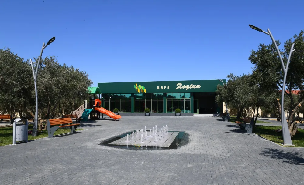 Mehriban Əliyeva parkda - FOTOLAR
