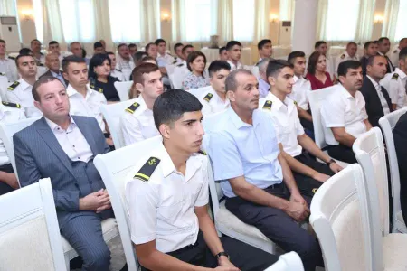 ADDA-ya qəbul olan tələbələr və onların valideynləri ilə - GÖRÜŞ KEÇİRİLDİ - FOTO