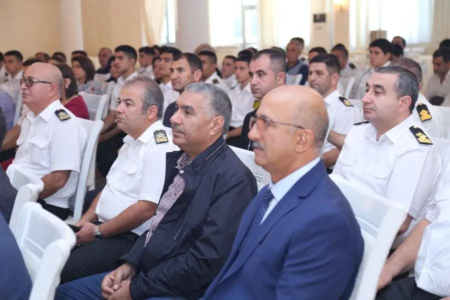 ADDA-ya qəbul olan tələbələr və onların valideynləri ilə - GÖRÜŞ KEÇİRİLDİ - FOTO