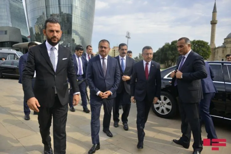 Türkiyənin vitse-prezidenti Bakıda səfərdədir - FOTOLAR
