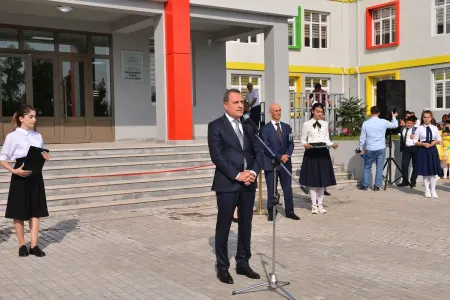 Qubanın Alekseyevka kəndində yeni məktəb istifadəyə verildi- - Təhsil naziri açılışda