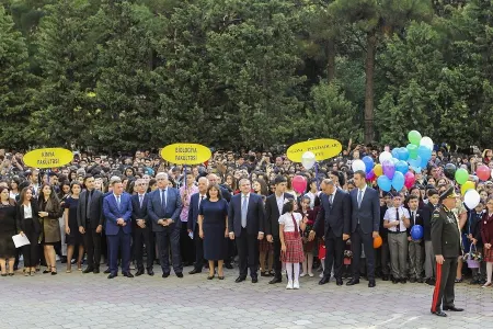 BDU-da yeni dərs ili- yüksək bal toplayan - tələbələr mükafatlandırıldı
