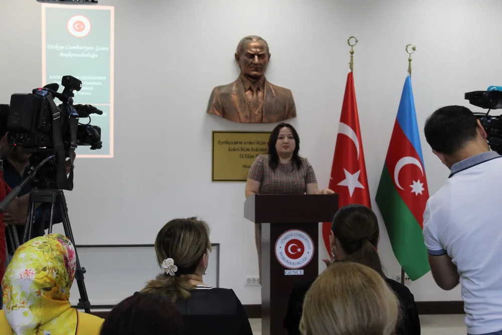 Qənirə Paşayeva türk gəncliyinə - ÇAĞIRIŞ ETDİ - FOTO