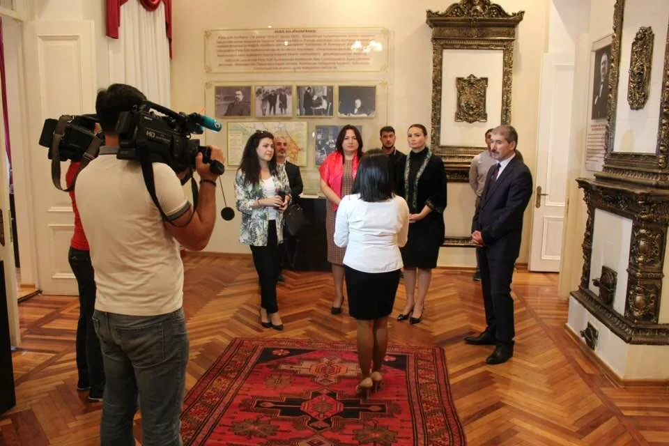 Qənirə Paşayeva türk gəncliyinə - ÇAĞIRIŞ ETDİ - FOTO