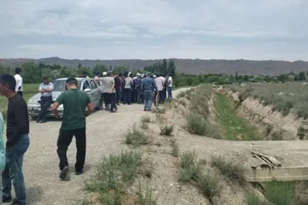 Qırğızıstan və Tacikistan sərhədində atışma - Ölən var