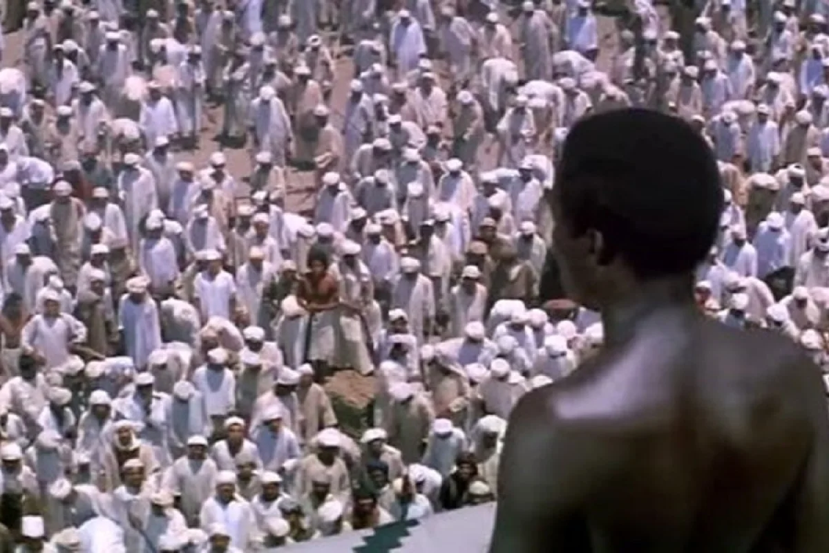 Kəbədə ilk azanı oxuyan "Bilal-i Habeşi" - VƏFAT ETDİ - VİDEO