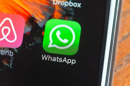 "WhatsApp"da növbəti problem - SİLDİYİNİZ MESAJLAR ƏSLİNDƏ...