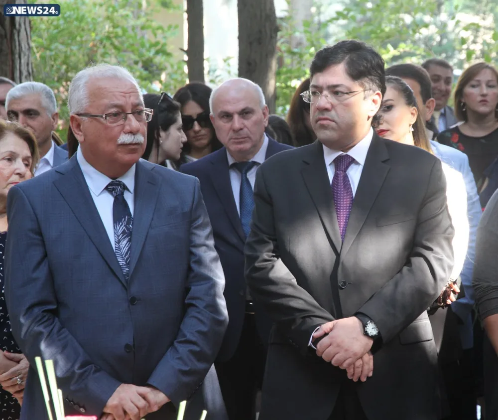 " Üzeyir Hacıbəyli milli musiqi sənətimizin və tariximizin silinməz izidir"- - ƏBÜLFƏS QARAYEV - FOTOLAR - VİDEO