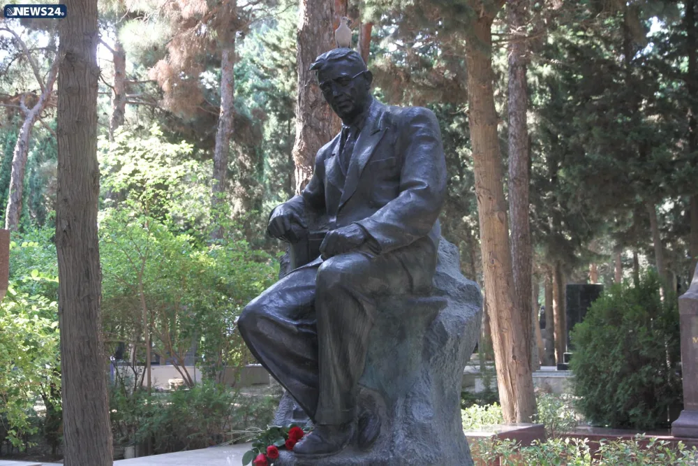 " Üzeyir Hacıbəyli milli musiqi sənətimizin və tariximizin silinməz izidir"- - ƏBÜLFƏS QARAYEV - FOTOLAR - VİDEO