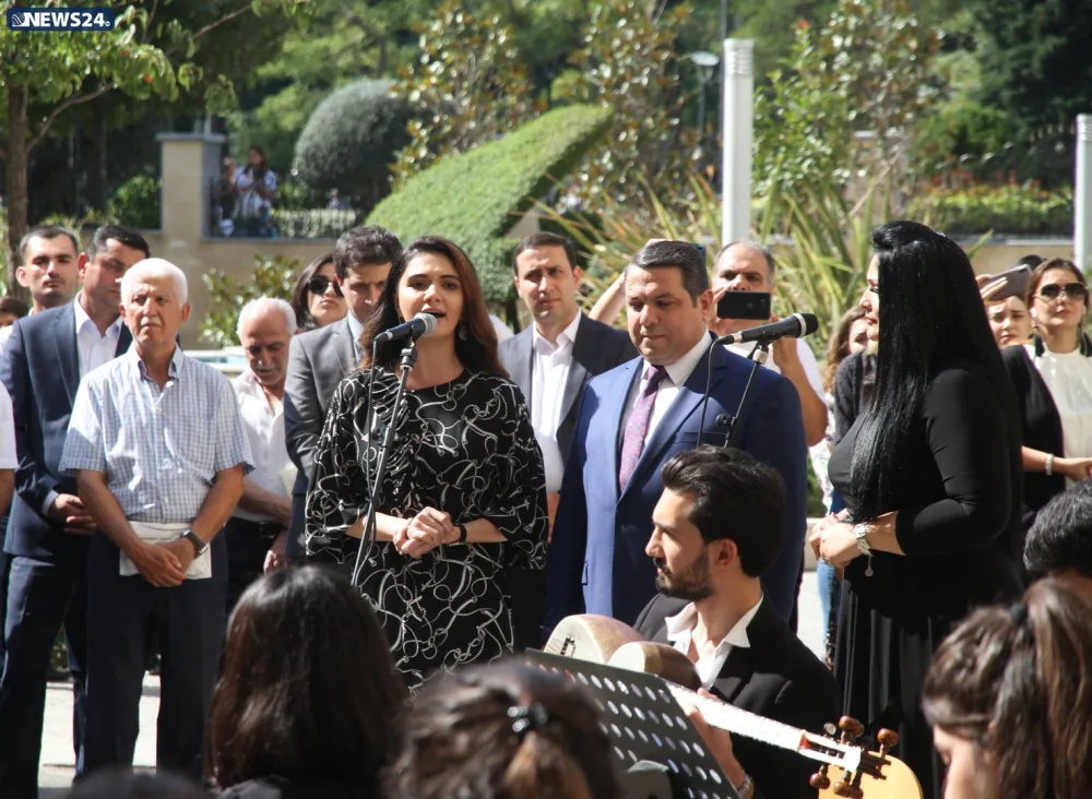 " Üzeyir Hacıbəyli milli musiqi sənətimizin və tariximizin silinməz izidir"- - ƏBÜLFƏS QARAYEV - FOTOLAR - VİDEO