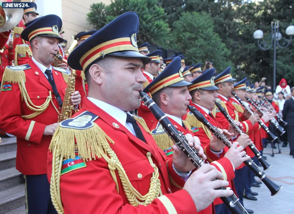 " Üzeyir Hacıbəyli milli musiqi sənətimizin və tariximizin silinməz izidir"- - ƏBÜLFƏS QARAYEV - FOTOLAR - VİDEO