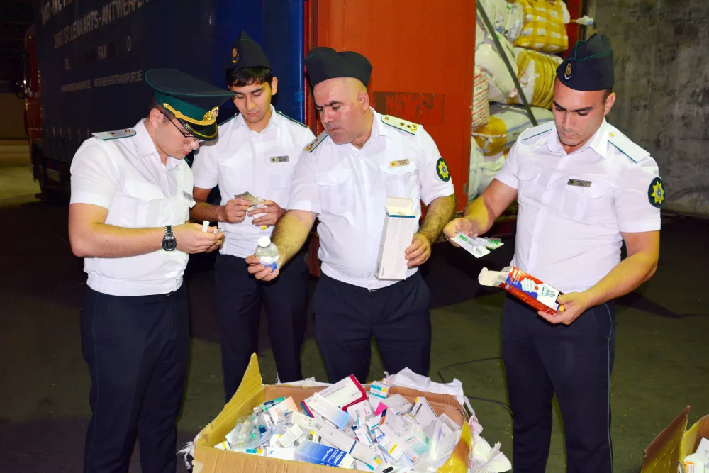 Gömrükçülər 759 qutu dərman preparatı - AŞKARLADI - FOTO - VİDEO