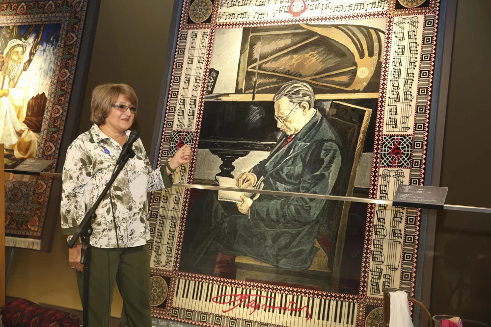 Üzeyir Hacıbəyli yaradıcılığının xalçalarımızda - TƏRƏNNÜMÜ - FOTO