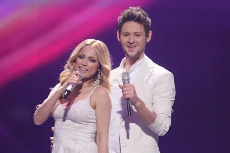 "Eurovision" geyimim tərin, çirkin içindədir, üstünə şampan tökülüb..."