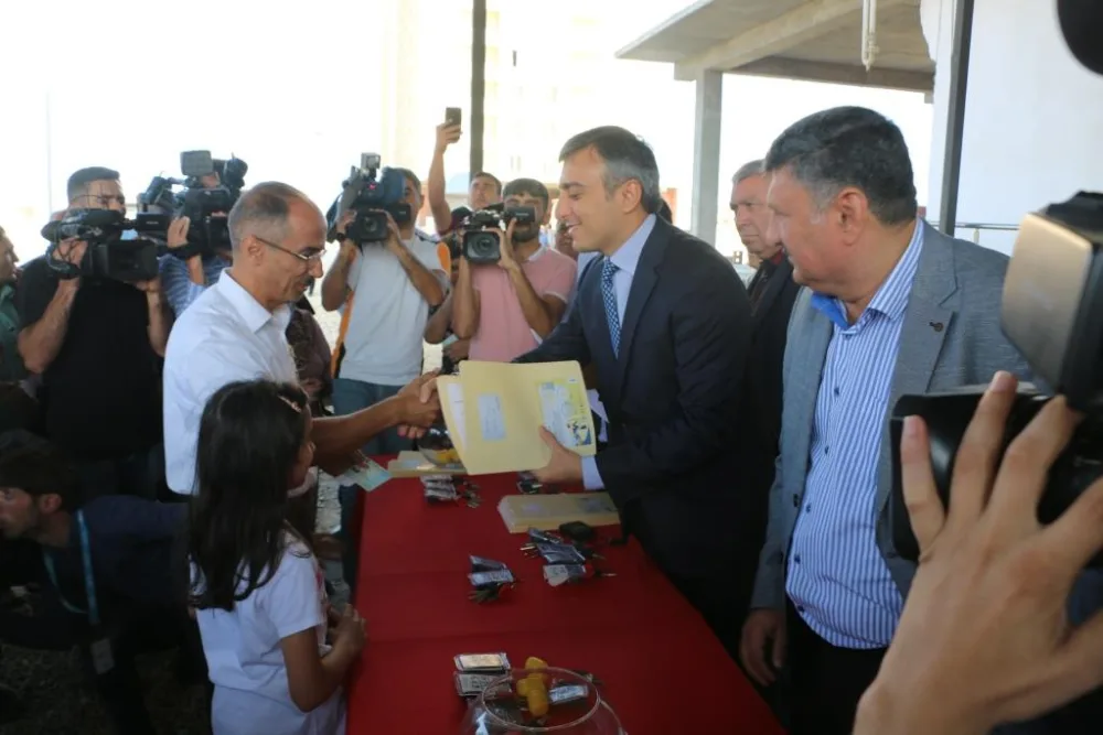 Abşeronda şəhid ailələri və Qarabağ müharibəsi əlillərinə mənzillər verildi - FOTO
