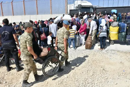 Türkiyədəki suriyalı qaçqınların sayı açıqlandı - ŞOK RƏQƏM