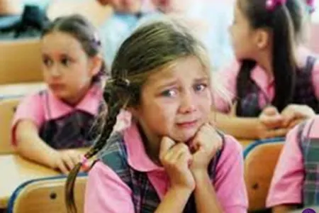"Öz müəlliməmizi istəyirik"- - 102 saylı məktəbdə BÖYÜK QALMAQAL