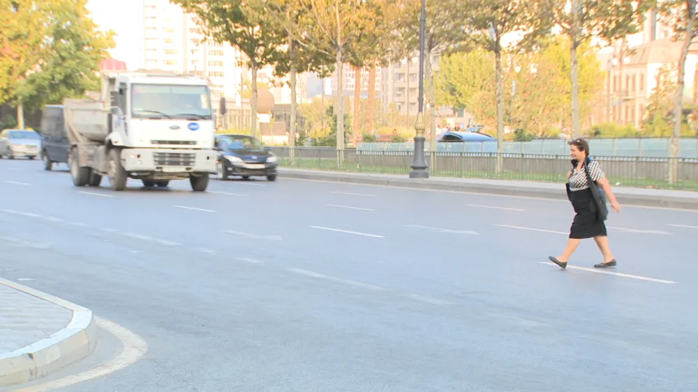Yol polisi qaydaları pozan piyadalara qarşı - REYDLƏRƏ BAŞLADI - FOTO