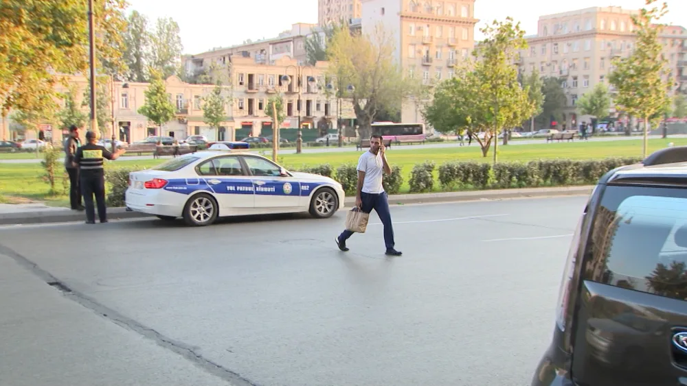 Yol polisi qaydaları pozan piyadalara qarşı - REYDLƏRƏ BAŞLADI - FOTO
