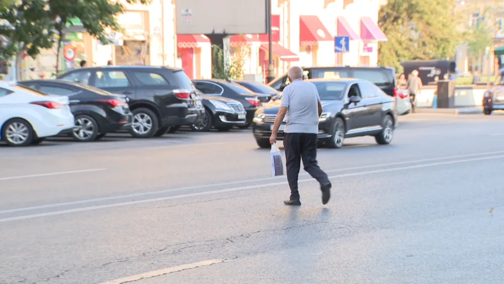 Yol polisi qaydaları pozan piyadalara qarşı - REYDLƏRƏ BAŞLADI - FOTO