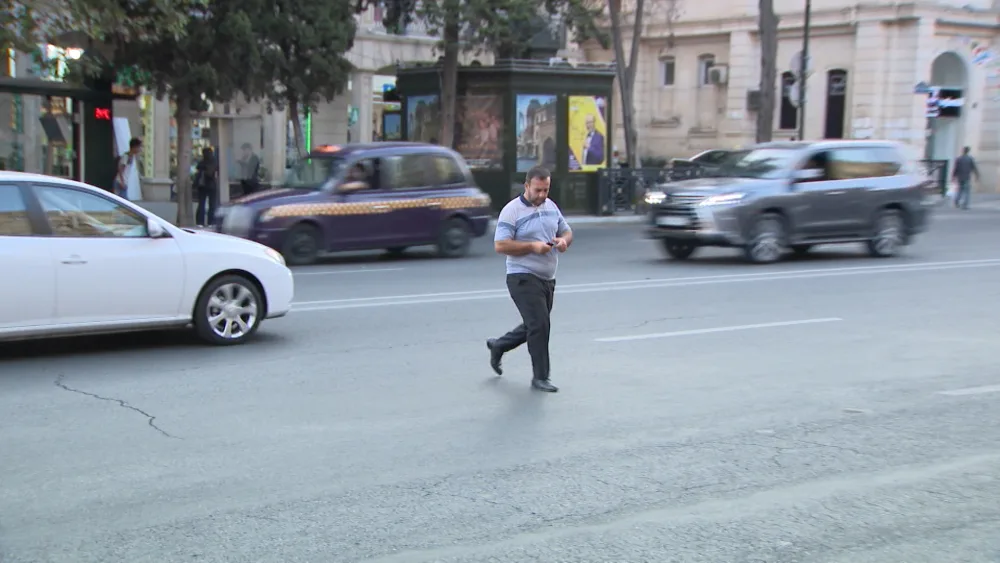 Yol polisi qaydaları pozan piyadalara qarşı - REYDLƏRƏ BAŞLADI - FOTO