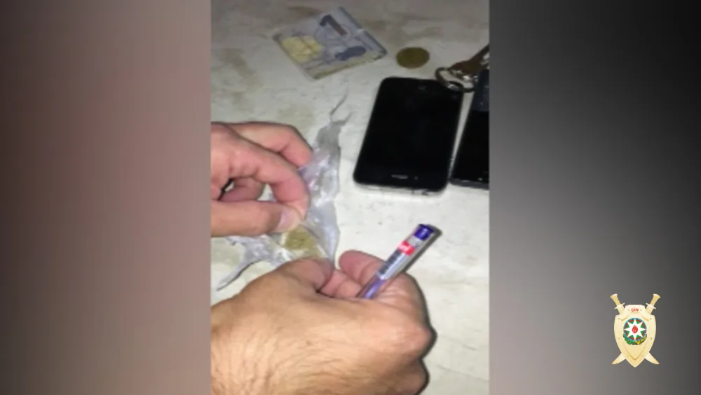 Bakıda keçmiş məhkumun evində - HEROİN AŞKARLANDI - FOTO
