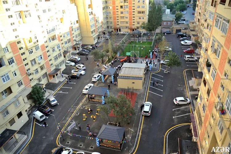 “Bizim həyət” layihəsi çərçivəsində Bakıda daha bir həyət abadlaşdırılıb - FOTO