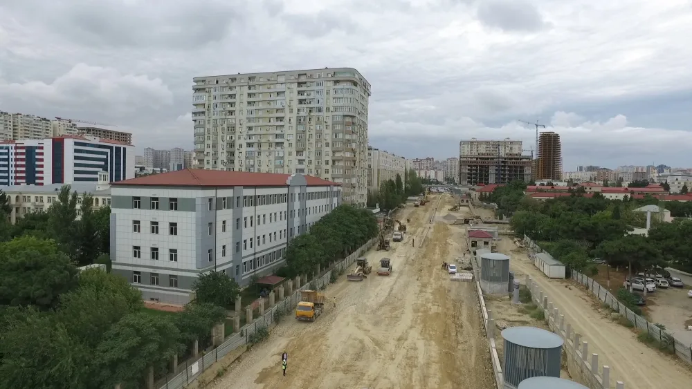 Bakıda 7 ildir bağlı olan yol - İSTİFADƏYƏ VERİLDİ - FOTOLAR