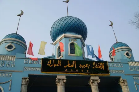 Çində məscidlər dağıdılır
