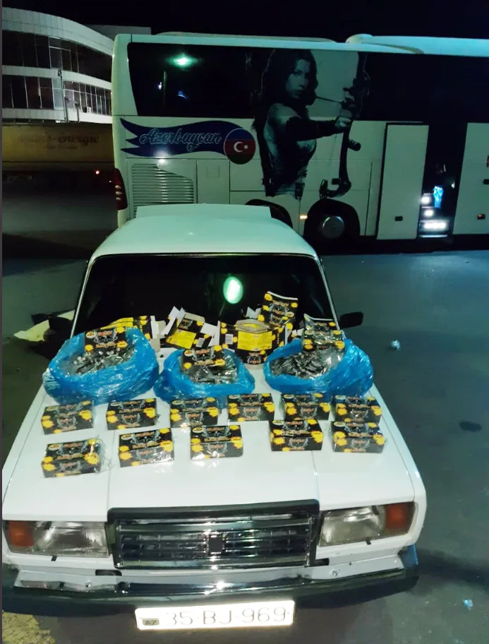 Gömrükdə 1120 - "zırpaket" aşkarlandı - FOTO