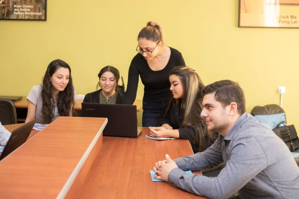 Gəncədə "Hackathon"a - START VERİLDİ - FOTO