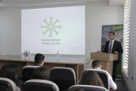 Rəqəmsal trendləri özündə birləşdirən “AQRO SMM” layihəsinə start verildi