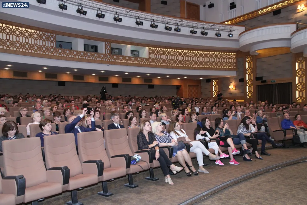 Bakıda Rusiya filmləri həftəsinin açılış mərasimi baş tutub - FOTOLAR