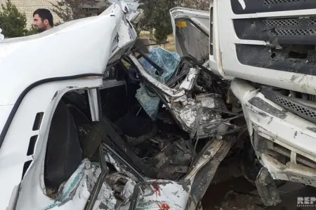 Şamaxıda dəhşətli yol qəzası - bir nəfər öldü, digəri xəstəxanada