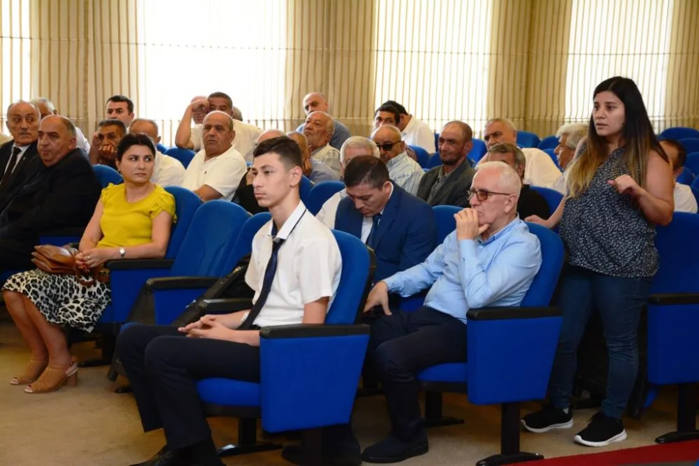 Bu şəxslər gecə klublarında, barlarda spirtli içki və toksik preparat - sata bilməz