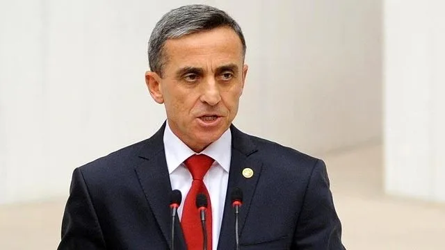 Millət vəkilinin evində qətl - İŞÇİSİ İNTİHAR ETDİ - FOTO