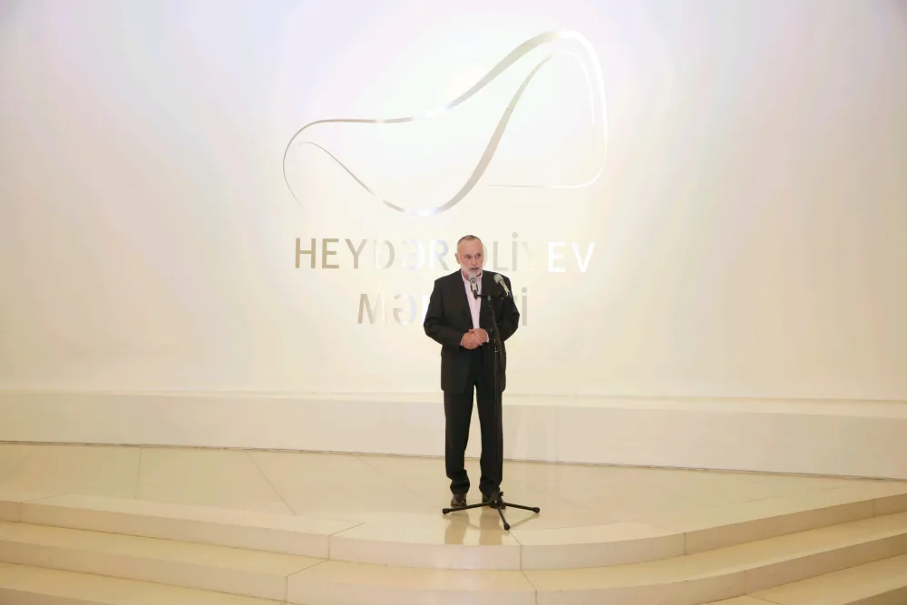 Xalq rəssamı Fərhad Xəlilovun fərdi sərgisi - AÇILDI - FOTO