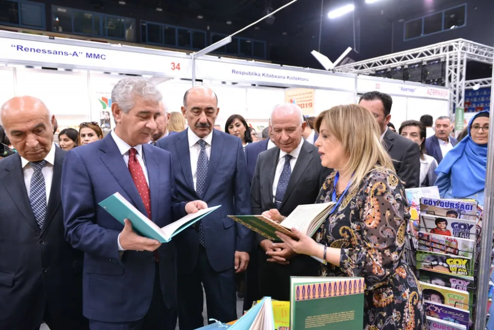 VI Bakı Beynəlxalq Kitab Sərgi-Yarmarkası - AÇILDI - FOTOLAR