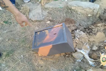 Bakıda seyf oğruları ələ keçdi - ARALARINDA QADIN DA VAR - FOTO - VİDEO