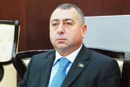 Deputatın qardaşı bütün pulları götürərək ölkədən gedib - Yeni detallar