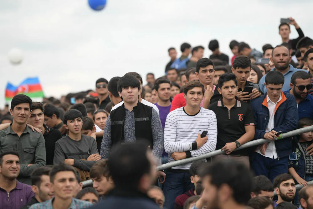 Gəncədə idman avtomobillərinin şousu - KEÇİRİLDİ - FOTO - VİDEO