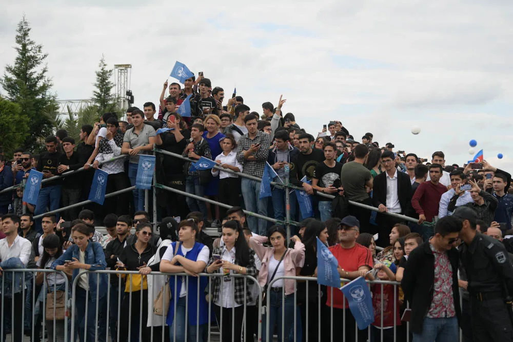 Gəncədə idman avtomobillərinin şousu - KEÇİRİLDİ - FOTO - VİDEO