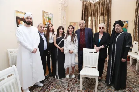 Leyla Əliyeva və Arzu Əliyeva poeziya tamaşasında olublar - Fotolar