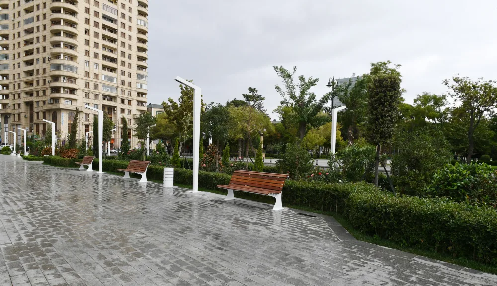 Bakıda YENİ PARK - İlk ziyarətçiləri prezident və xanımıdır - FOTOLAR