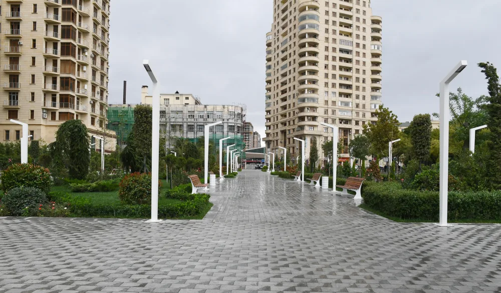 Bakıda YENİ PARK - İlk ziyarətçiləri prezident və xanımıdır - FOTOLAR