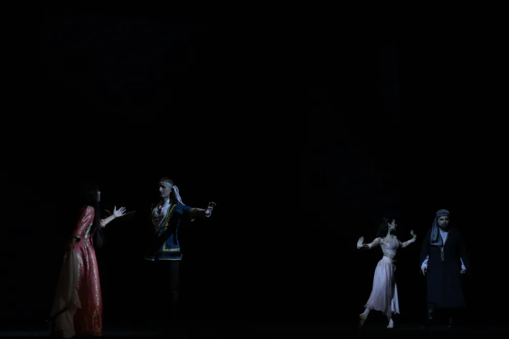 Azərbaycan opera səhnəsində BİR İLK - "Məhsəti" operası 3D ilə təqdim olundu - FOTOLAR