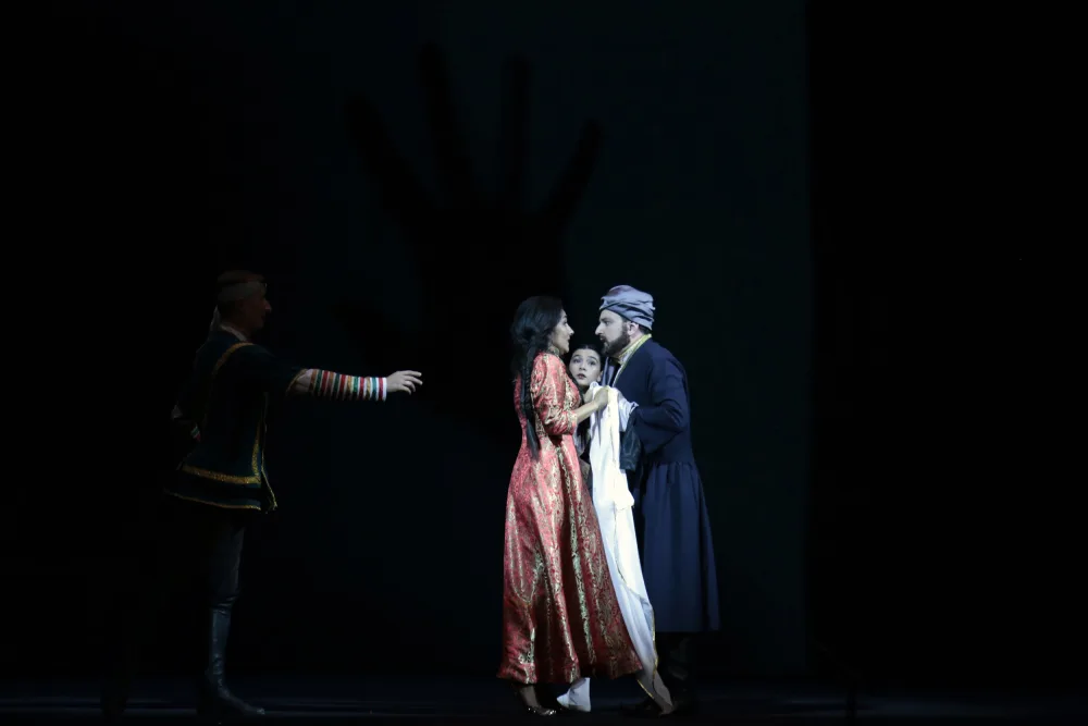 Azərbaycan opera səhnəsində BİR İLK - "Məhsəti" operası 3D ilə təqdim olundu - FOTOLAR
