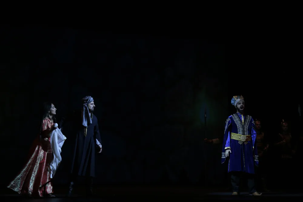 Azərbaycan opera səhnəsində BİR İLK - "Məhsəti" operası 3D ilə təqdim olundu - FOTOLAR